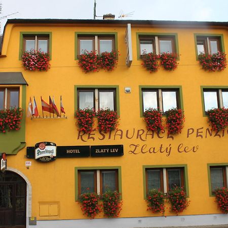 Hotel Zlaty Lev à Svitavy Extérieur photo