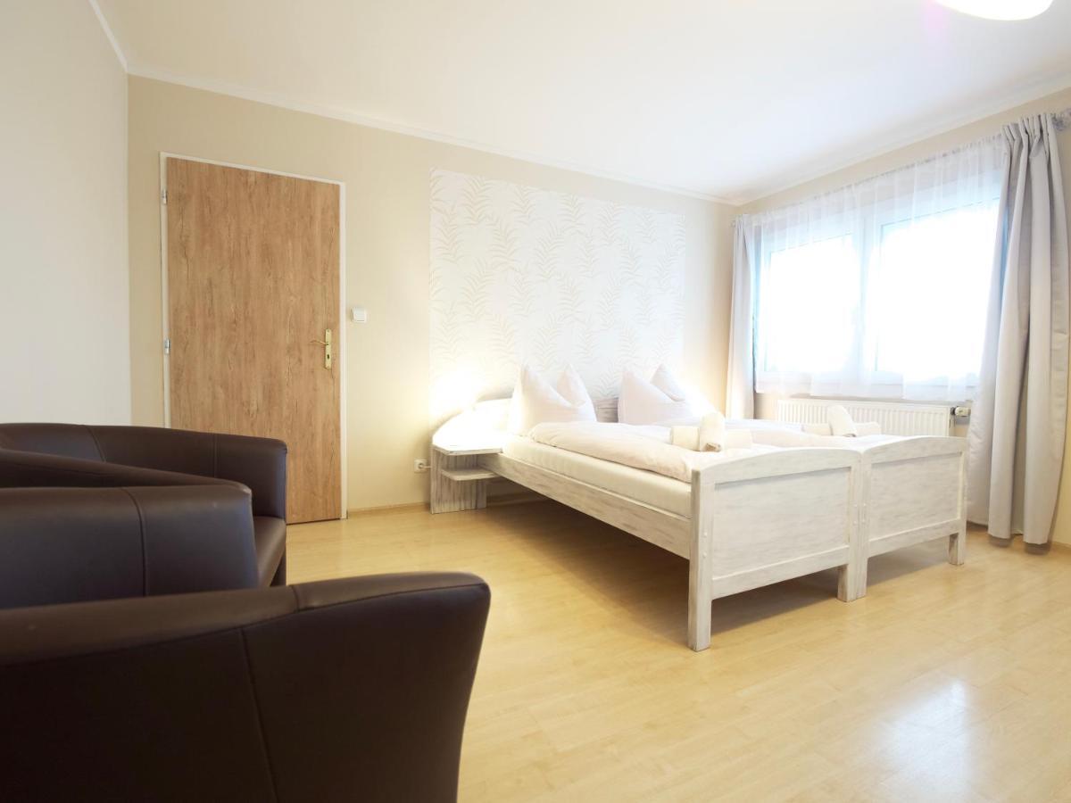 Hotel Zlaty Lev à Svitavy Extérieur photo